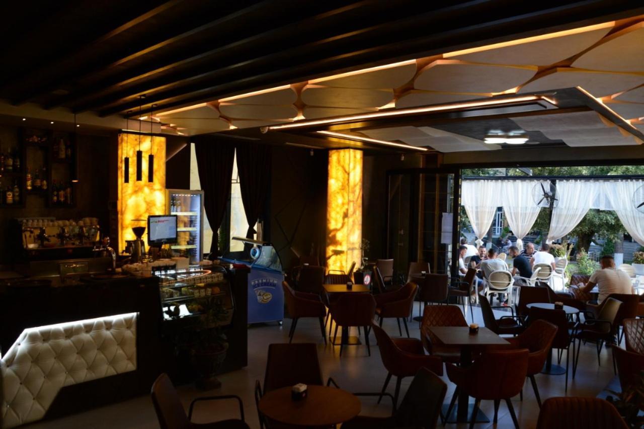 Royal Hotel Peshkopi Albania Exteriör bild