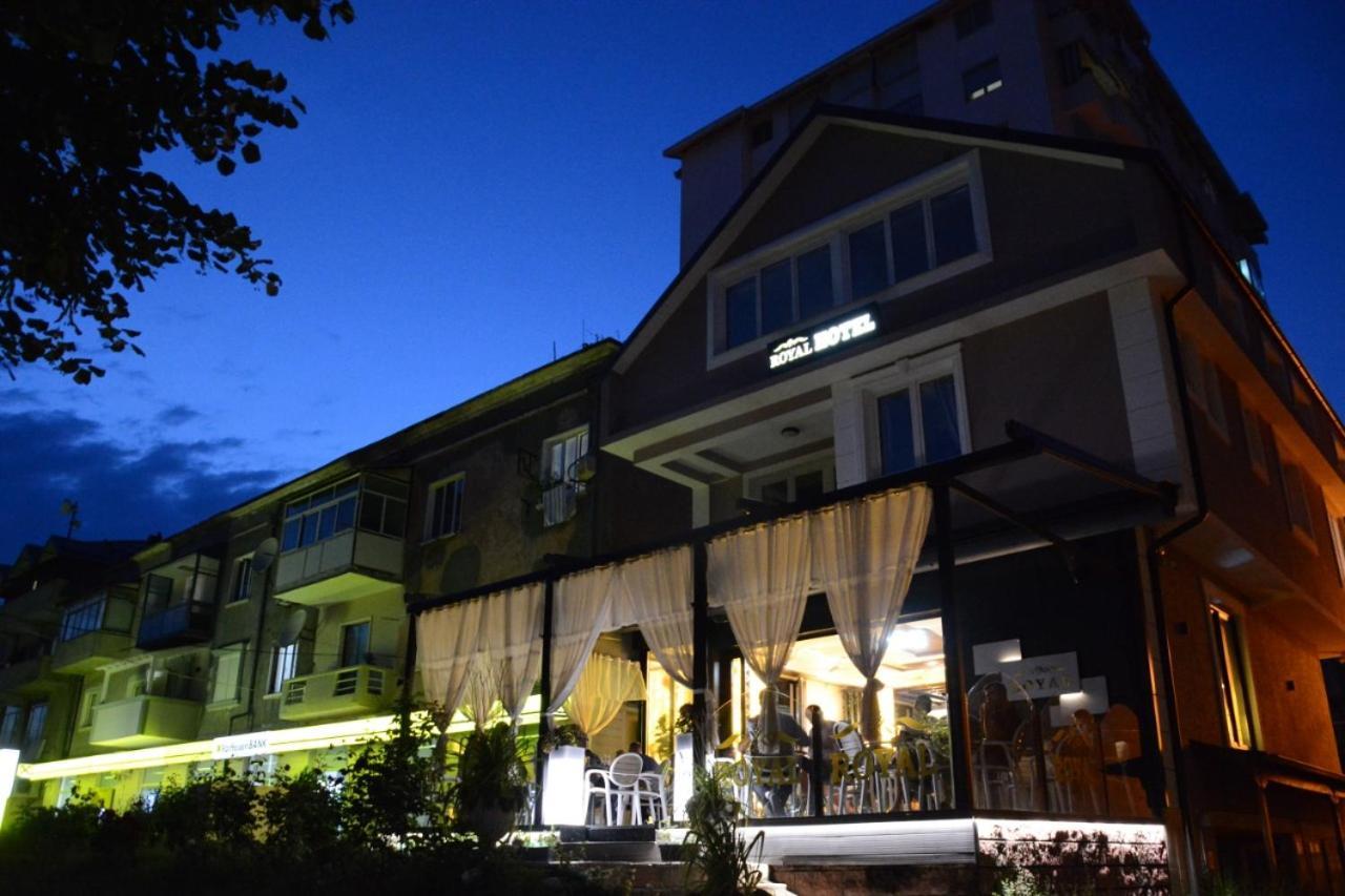 Royal Hotel Peshkopi Albania Exteriör bild